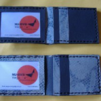 Carteras y billeteras en varios colores. Realizadas artesanalmente en cuero